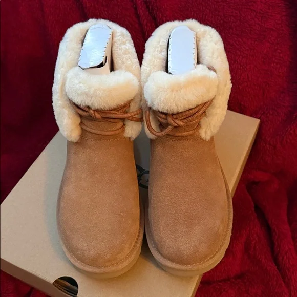 UGG Classic Mini Posy Boots in Tan - Picture 2 of 8